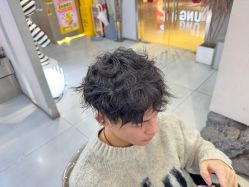 -YOUNG漾沙龙