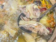 -威邵鸡煲(西华路总店)
