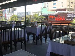 -Lanterns Vietnamese Restaurant