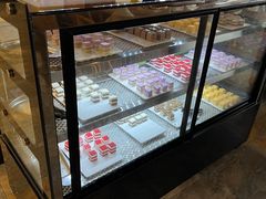 -好伦哥(温都水城店)