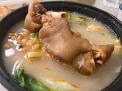 猪脚螺蛳粉-家味螺蛳粉&烤鱼(五角场店)