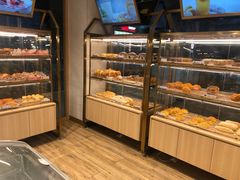 面包甜点陈列柜-85度C(广州石牌桥店)