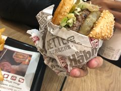 -The Habit Burger Grill 哈比特汉堡(复兴soho店)