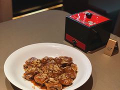 黄金葱烧猪脚-香港财记(汇励99城市公园店)