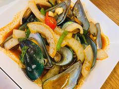 -两兄弟Song Pee Nong(2号店)