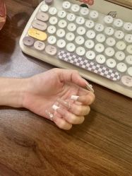 -十月·日式美甲美睫·纹眉