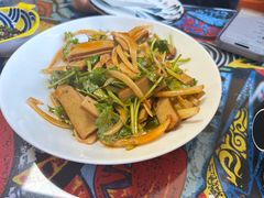 -弘烨 贵州酸汤 鱼火锅(东财店)