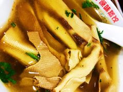 鸡汤豆腐-老爷子原味蒸饺(总店)