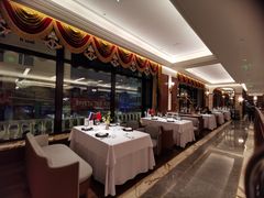 -马克西姆俄罗斯餐厅(通亚街店)