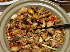 -绿草地·湘菜(7mall店)