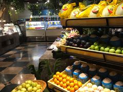 -蓝钻·国际美食海鲜自助百汇(西直门店)