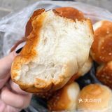 报告！北京团结湖也有蜂蜜脆底小面包了🍯