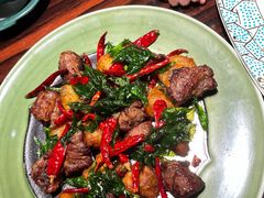 盐煎一口牛肋粒-粤·向群饭店(麓景路店)