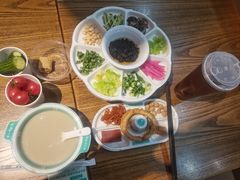 老北京炸酱面-尹三豆汁(前门旗舰店)