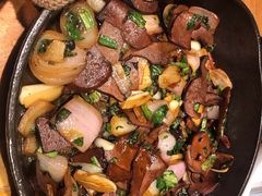 -云海肴·汽锅鸡·云南菜(天山百盛优客店)