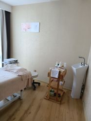 -涂tu指甲日式美甲美睫店
