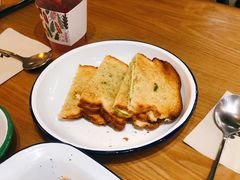 咖椰吐司-HELLO 27 意面·沙拉·帕尼尼