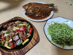 -长城东北菜(新港西路店)