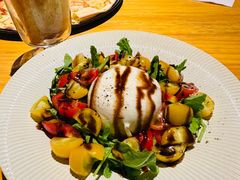 番茄布拉塔-JINNS锦时 steak&pizza(浸信会礼拜堂旧址店)