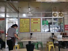 -华威达牛庄(黄埔大道西店)