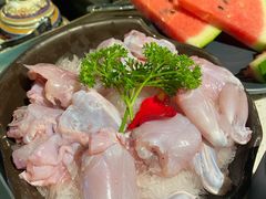 现切牛蛙-火鳳祥鲜货火锅(宝龙广场店)