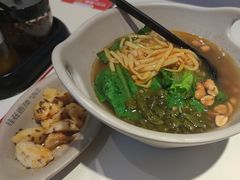 -桂在香知桂林米粉(南岗松雷店)