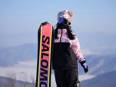 -中旅松花湖滑雪场
