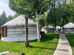 -九十九顶毡房(阜石路店)