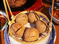 -包整·丝娃娃(一览甲秀楼风景店)