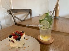-In Cafe隐食研室