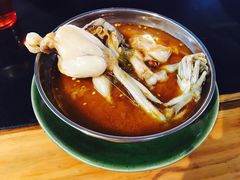 -鸿顺老铁锅美蛙鱼府(解放碑店)