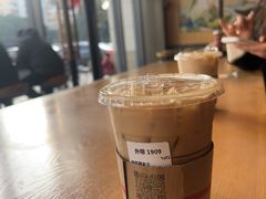 -星巴克(衡阳崇盛晶珠广场店)