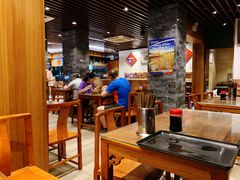 大堂-亮亮面馆(经六路店)
