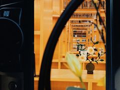 -漕河泾街道图书馆(漕河泾社区文化活动中心店)