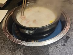 -大匠工房古船木艺术餐厅·猪肚鸡专门店(长白仙岛店)
