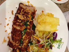 西贡炭烧烤猪颈肉配菠萝-美奈小馆·东南亚菜(福田星河COCO Park店)