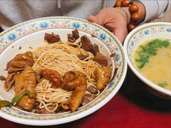 红烧大肠拌面-金杨拉面王小吃面馆·牛三宝面·红烧牛肉粉