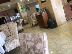 -红高粱大酒店(宁山东路店)