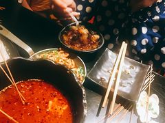 -何师烧烤·香辣蟹·川菜·30年老品牌(太古里旗舰店)