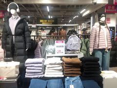 -唯品会(北京国瑞城店)