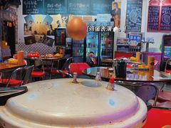 大堂-蚝堡海鲜·威海菜·海肠捞饭·烧烤·亚洲吃蚝公司(幸福门店)