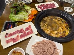 -菌乡缘·野生菌蒸汽鱼火锅(江边夜市店)