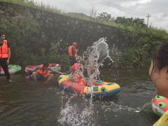 -仙山谷激浪漂流