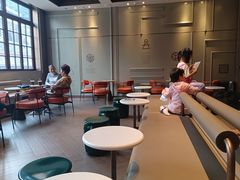 -星巴克臻选(上海今潮8弄店)