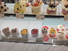 -花花卷卷·鲜食蛋糕(泉屋店)