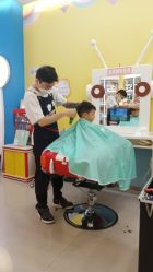 -爆米花儿童美发乐园