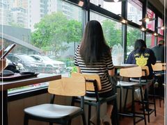 靠窗位-肯德基(福民路店)