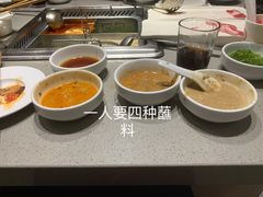 -海底捞火锅(金山百联店)