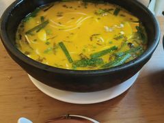 -桥香园云南过桥米线(红龙井店)