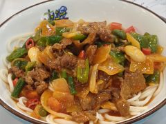 -明优利特色拌面抓饭(南昌路店)